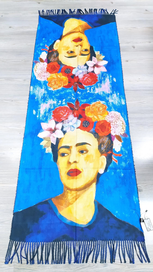 Stola Frida Kahlo Fiori Sfondo Blu 