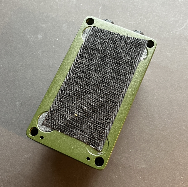 Universal Audio UAFX Brigade – Lush 70s Boss CE-1 Style Chorus & Vibrato | Andy Summers / Prince / Frusciante Vibes (with Original Box & Manual)