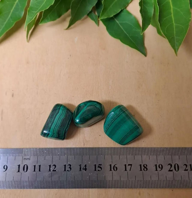 MALACHITE TUMBLESTONE 