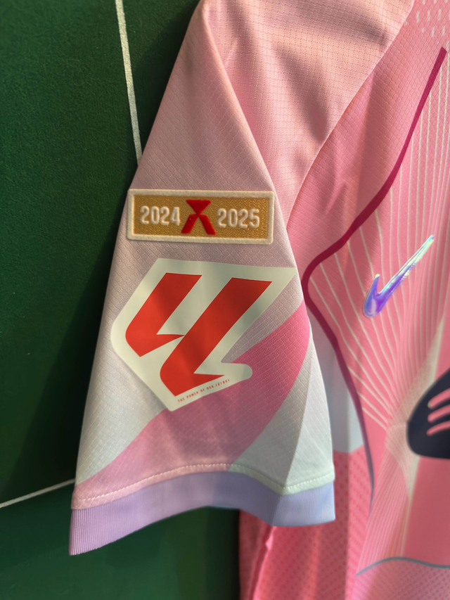 Barcelona 25/26 Special Pink kit LAMINE YAMAL #10