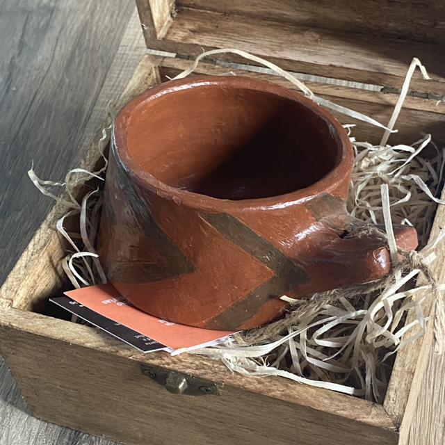 Vasija Gran Canaria con caja de madera 