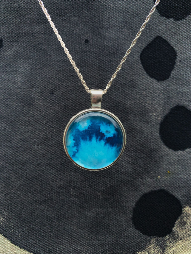 M25 — Twilight Blues