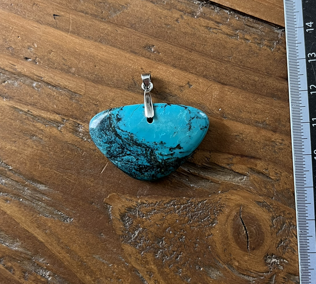 Pendentif en Turquoise d’Hubei et bélière argent