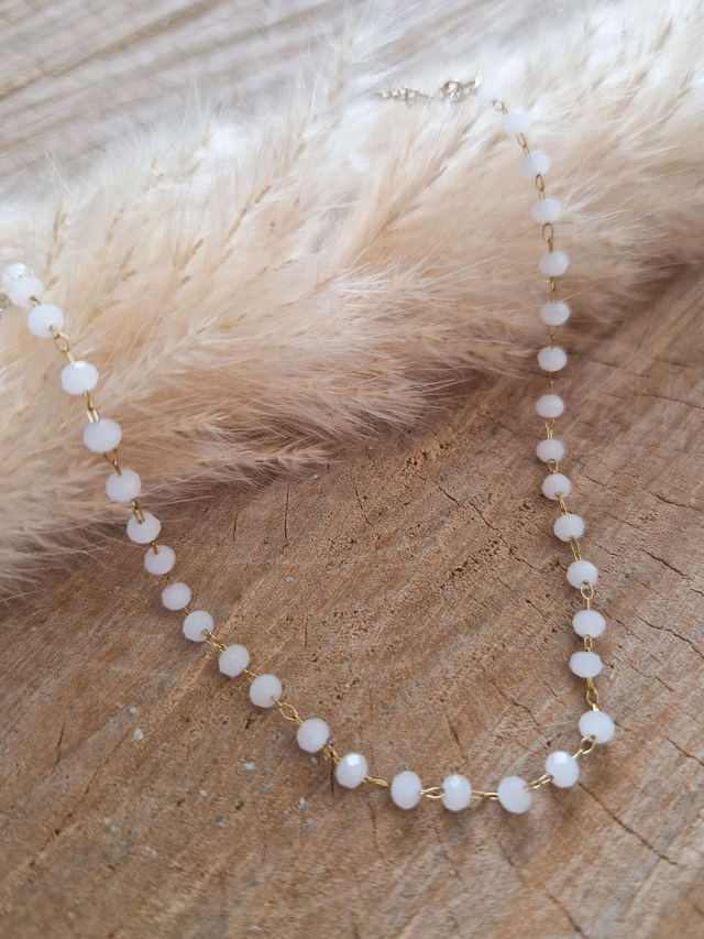 Chaîne de cheville perlée - Perles rondes - Modèle doré et blanc