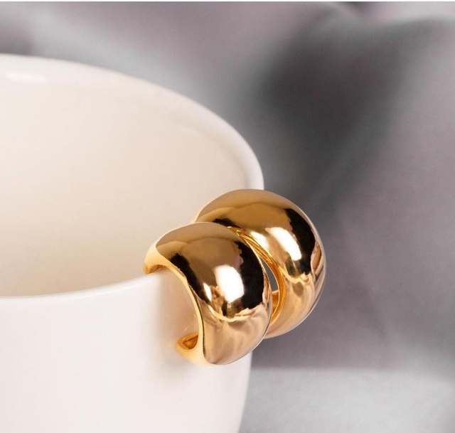 Brinco Liso Argola Abaulado