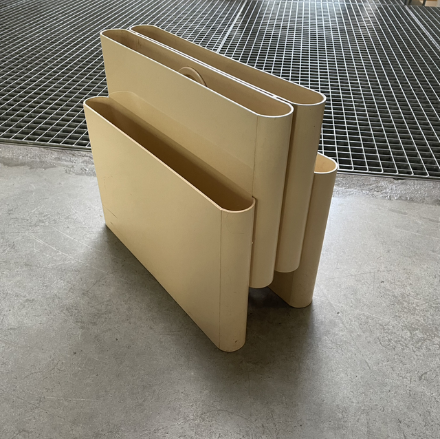  Magazine Rack by Giotto Stoppino for Kartell
