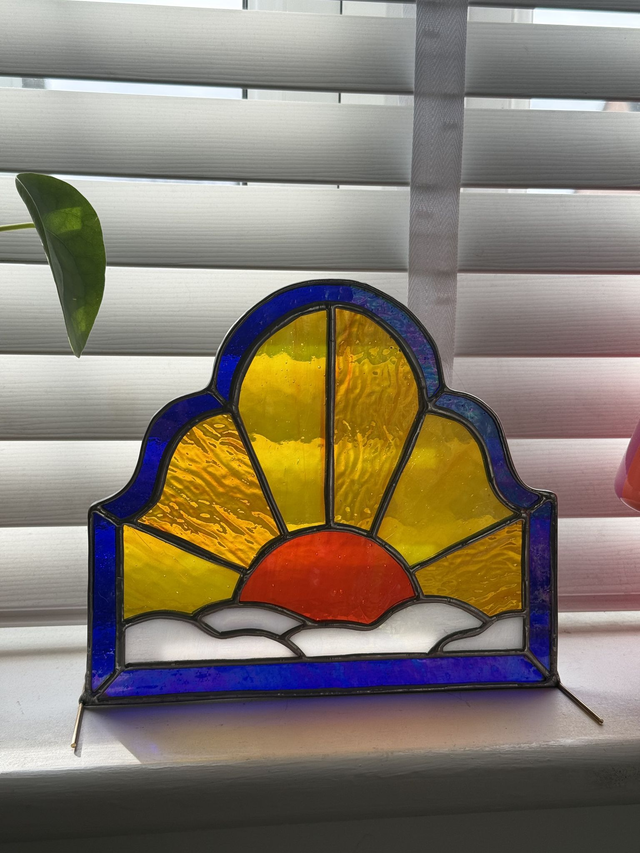 Sunrise Freestanding Panel