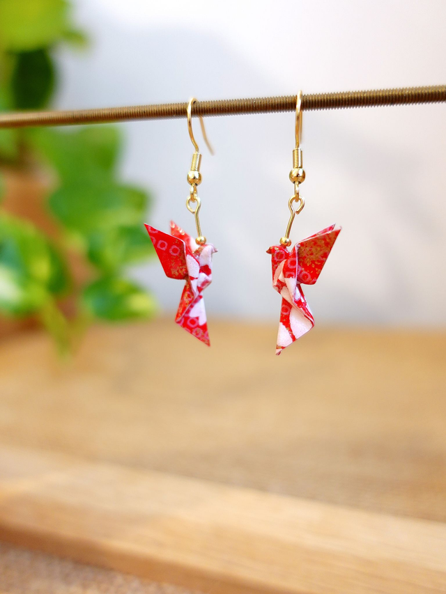 Origami Colombe, oiseau / INOX doré / Boucles d&#039;oreilles / Papier japonais washi / Rouge, blanc, or / Bijou japonais origami /