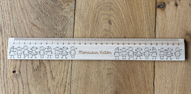 Règle de bureau enfants - Personnalisable