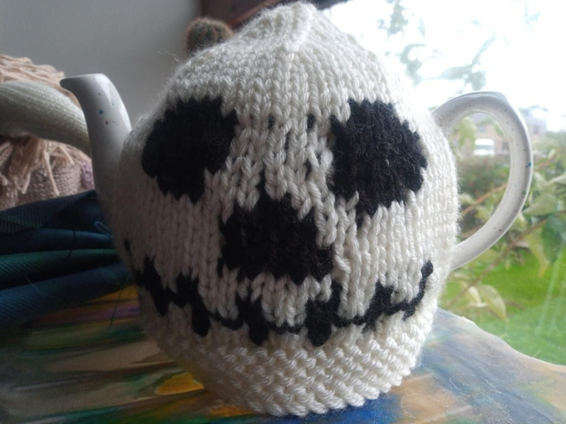 Skull Tea Cosy 
