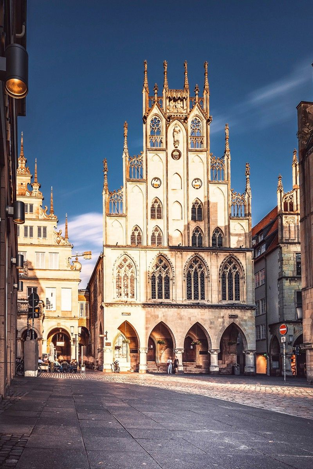 Blick zum Rathaus