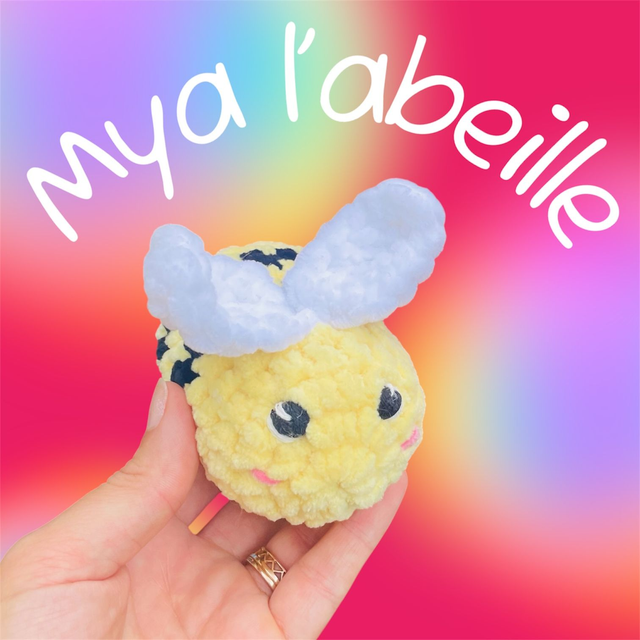 Mya l'abeille