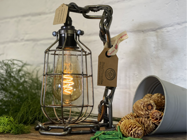 Chain Range Caged ( small chain lamp ) 