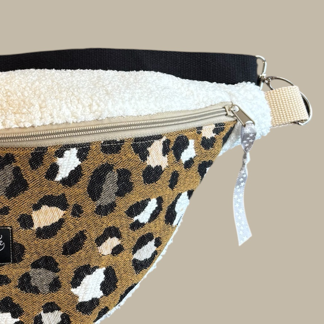 SAC BANANE BOUCLETTE & LÉOPARD