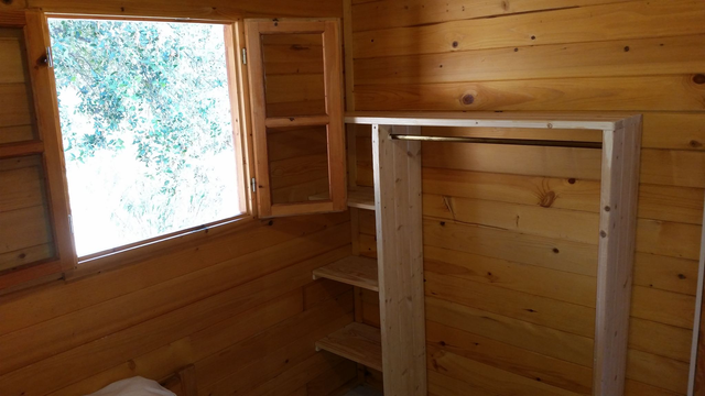 Chalet climatisé avec télé 3 Personnes 7 nuits