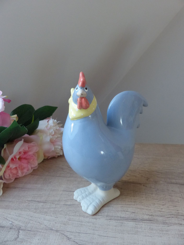 Figurine coq oiseau en céramique bleu avec un foulard jaune, coq décoratif champêtre maison de campagne, cadeau collection poule poulet coq