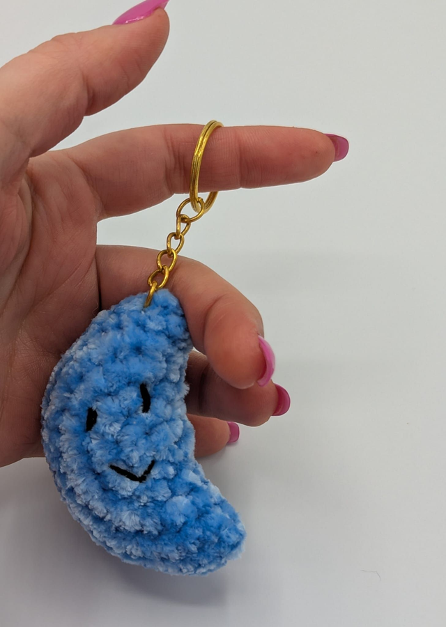 Porte-clés lune au crochet – Fait main