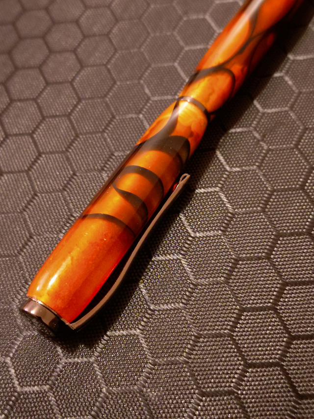 Handmade Pen - Artisan Classic Acrylic - Twist Pen - Black Ink