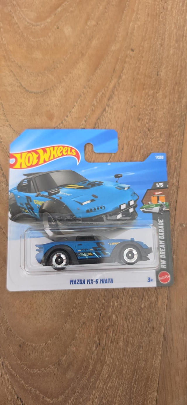 Mazda mx-5 miata 