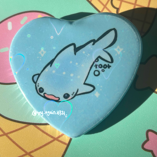Toot heart badge