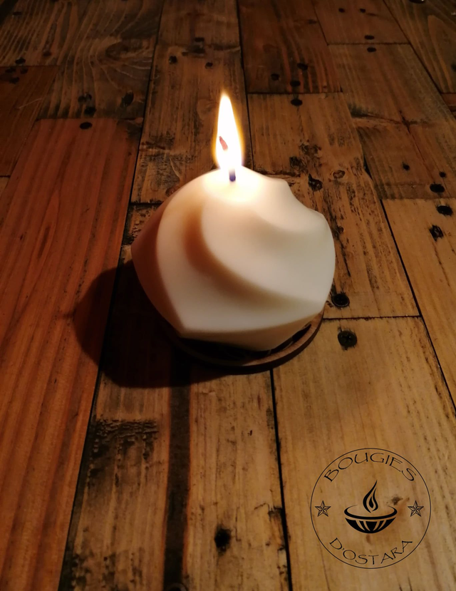 Sphère torsadée pentagonale Armoise et Myrte