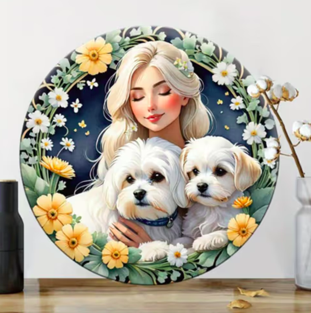Wanddecoratie metalen bord Meisje en Maltezers 20cm diameter