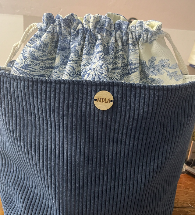 Sac bandoulière multipoches en velours et toile 