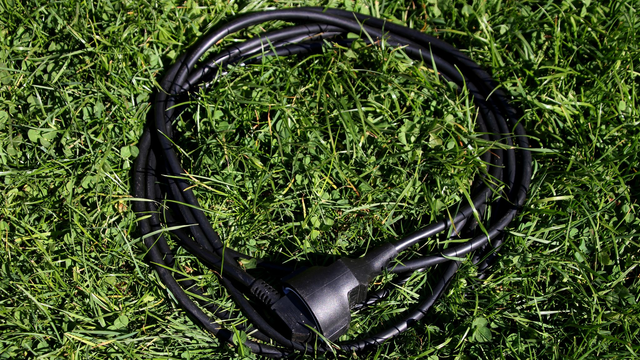 Vermietung Schukoverlängerungskabel 5 Meter schwarz