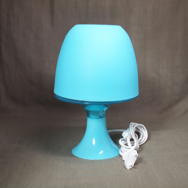 JJA | &#039;Paddenstoel&#039; Sfeerlamp Kinderlamp Schemerlamp op voet lichtblauw kunststof ontwerp Wit netsnoer en lichtnetschakelaar | Vintage