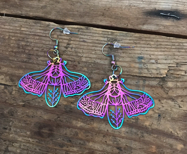 Yökköset- korvikset