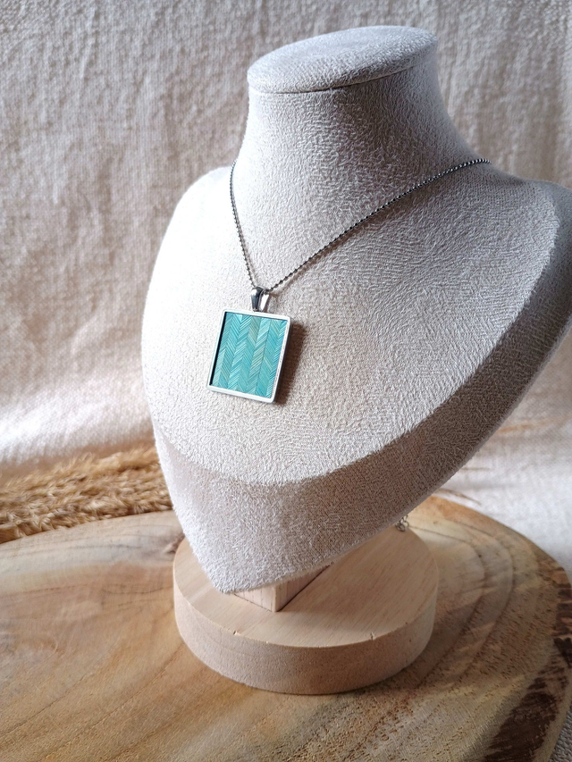 Collier MÉDAILLON Chevron