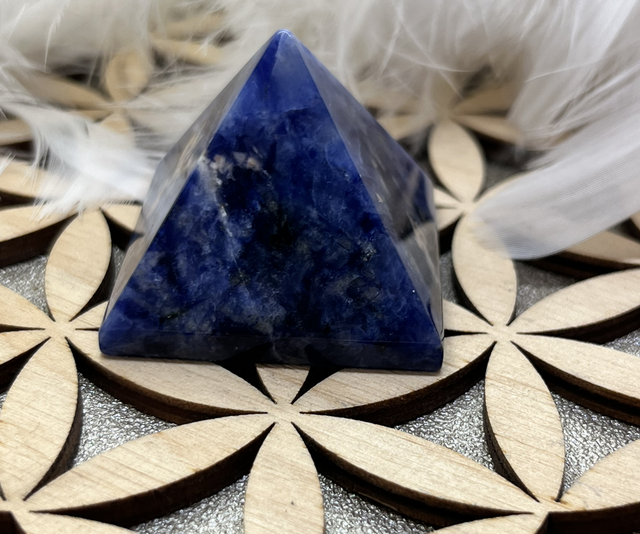 Pyramide Sodalite 