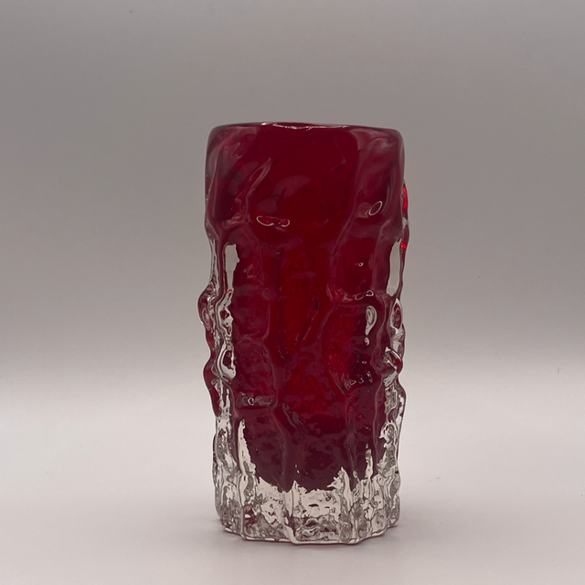 Whitefriars Bark Vase Ruby 6 Inch – Mid-century Modern Textured Glass by Geoffrey Baxter