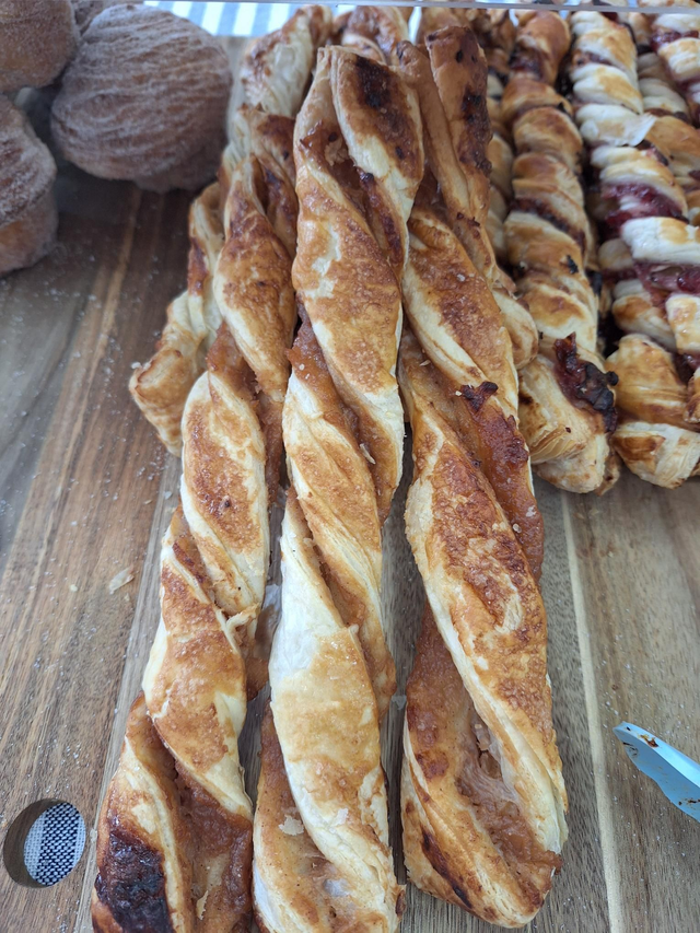 Apple &amp; Cinnamon Twist 