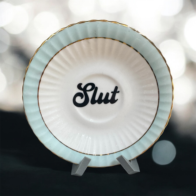 S..T- Saucer 