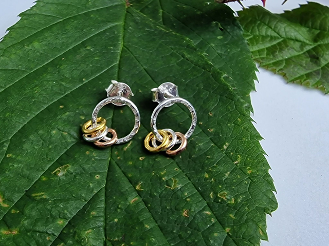 Halo hammered 925 Silver 9mm round ring stud earrings &amp; 3 x Silver plain spinning ring elements -1x Silver /1xGold Plated /1xRose Gold plated. 1xPr