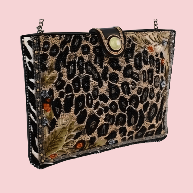 PRECOMMANDE Pochette Léo