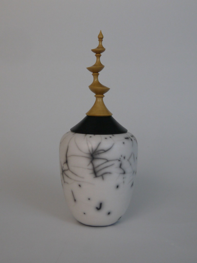 Pot à fleuron raku nu réf. 2793