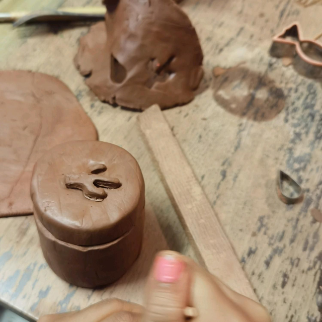 Cours poterie façonnage main