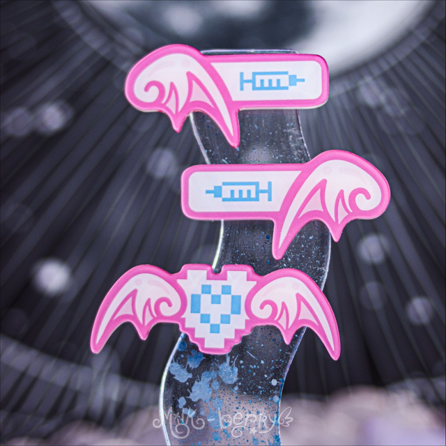 Pinces à cheveux Ailes de démon roses