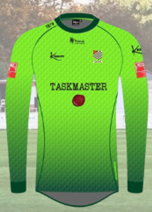Youth 23/24 Green Goalkeeper Shirt