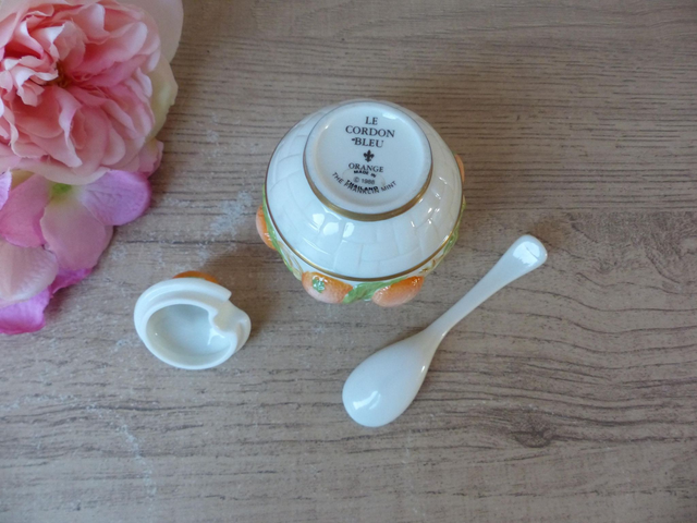Rare et élégant – Petit Pot de Confiture d’Orange avec Cuillère – Collection Franklin Mint Le Cordon Bleu Vintage 1988 - Cuisine Gourmande
