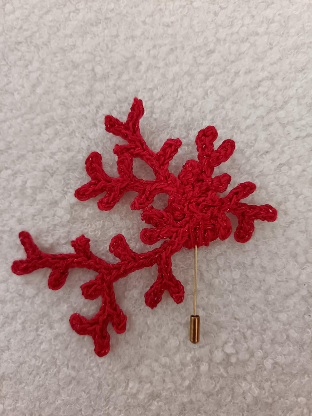 Broche tige corail 