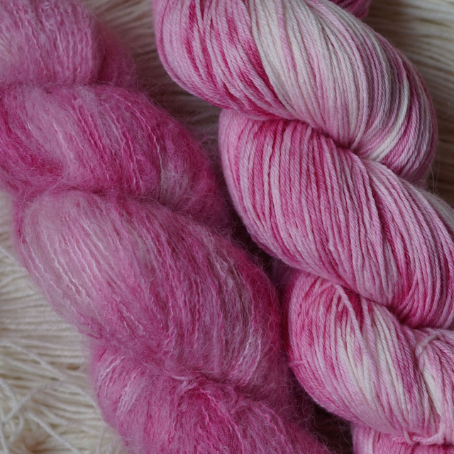 Duo rose fondu - Cosmic Fingering (NSW) & Halo (Lace)