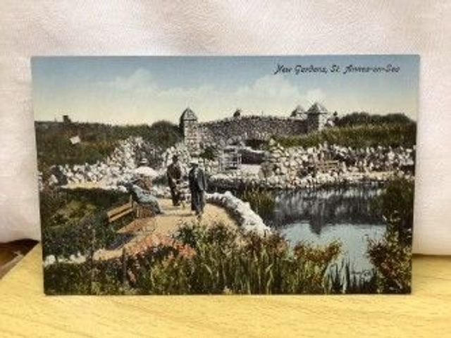 New Gardens, St. Annes-on-Sea, Lancashire, Valentine's Series unposted Postcard. Our Ref No. R528 £2.25