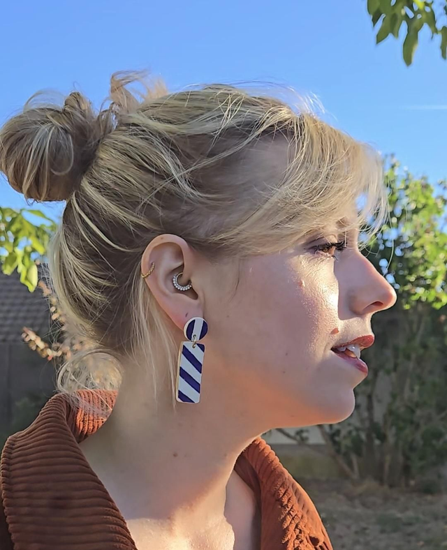 Paire de boucles d'oreilles - Faïence Gien - acier inoxydable doré