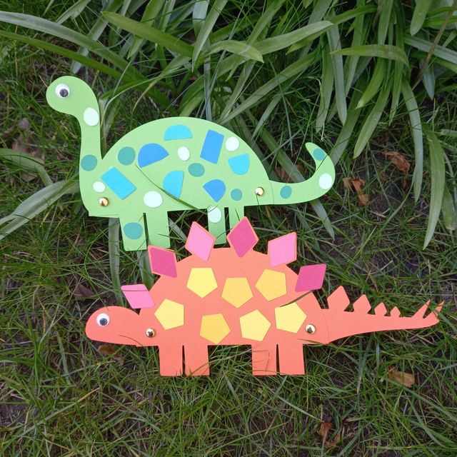 Moveable Dinosaur craft pack