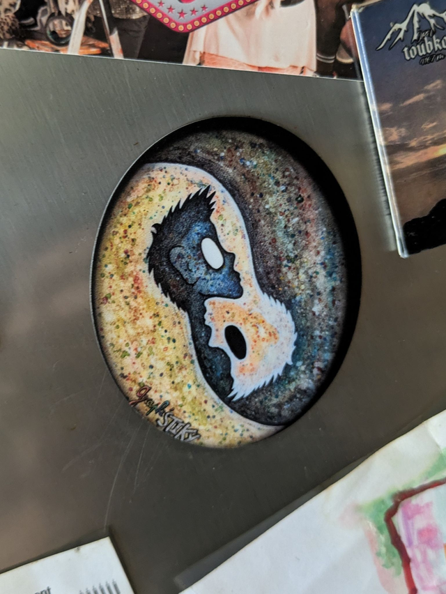 &quot;Demi tour sur soi-même&quot; Magnet