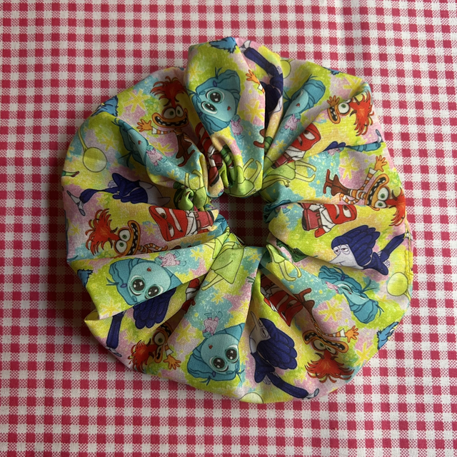 Scrunchie Inside Out