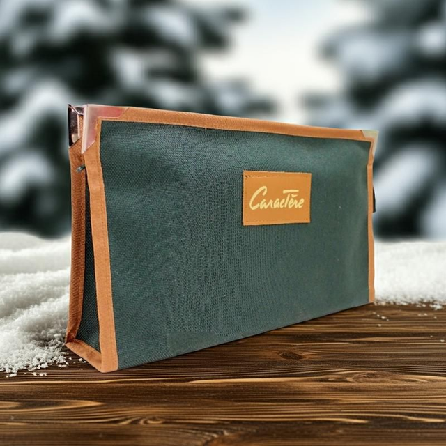 Caractère Daniel Hechter Toiletry Hand Bag | Travel & Accessories